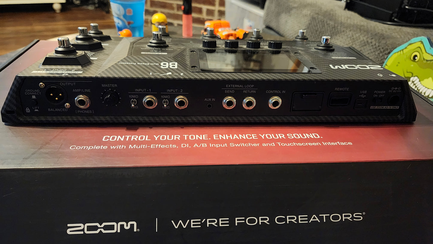Zoom B6 Bass Multi-Effects Processor