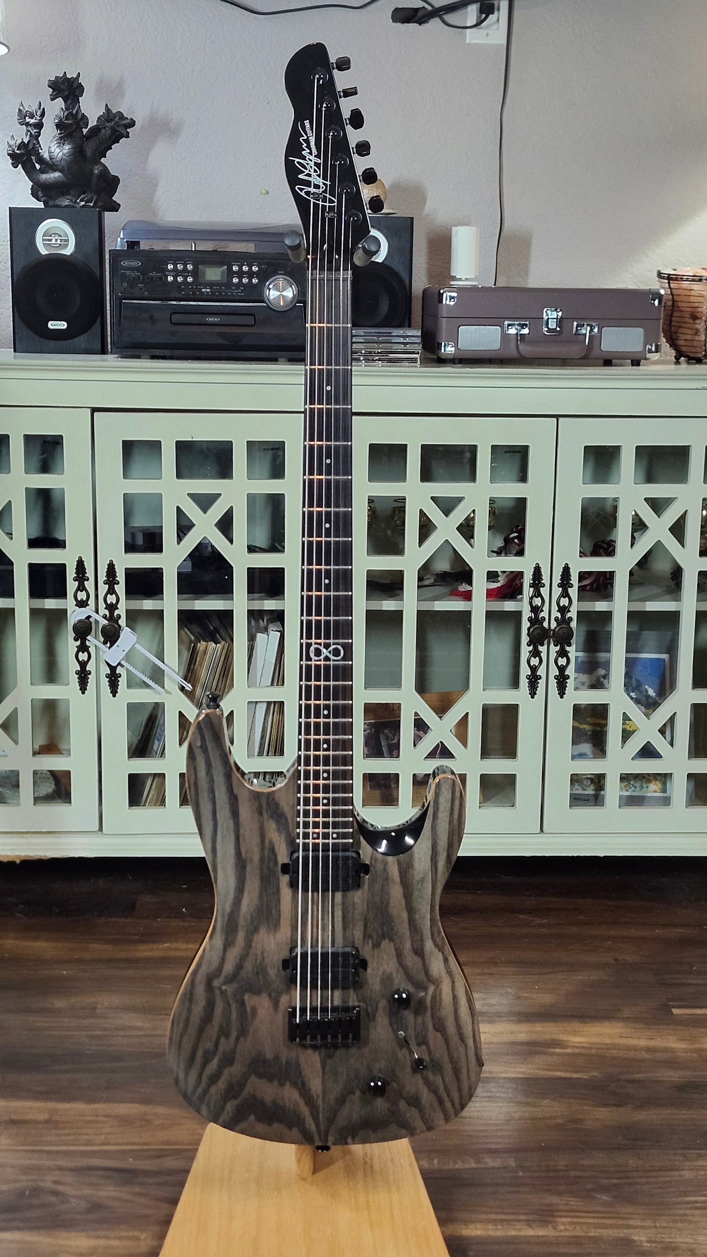 Chapman ML1 Modern Baritone Graphite