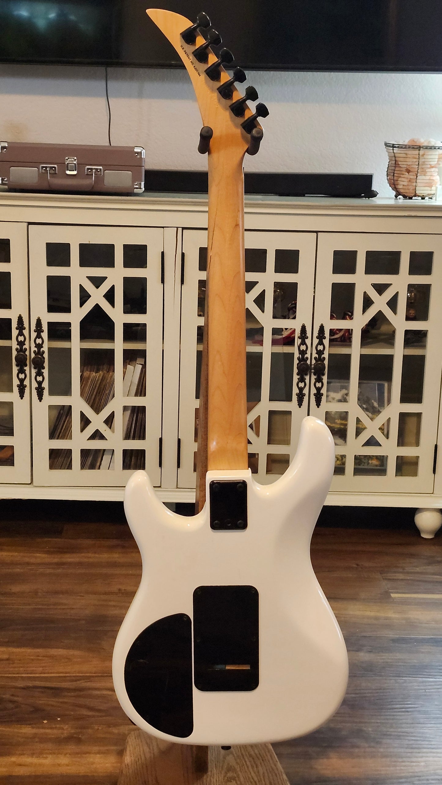 Peavey Nitro Project Guitar w/HSC (1980s)