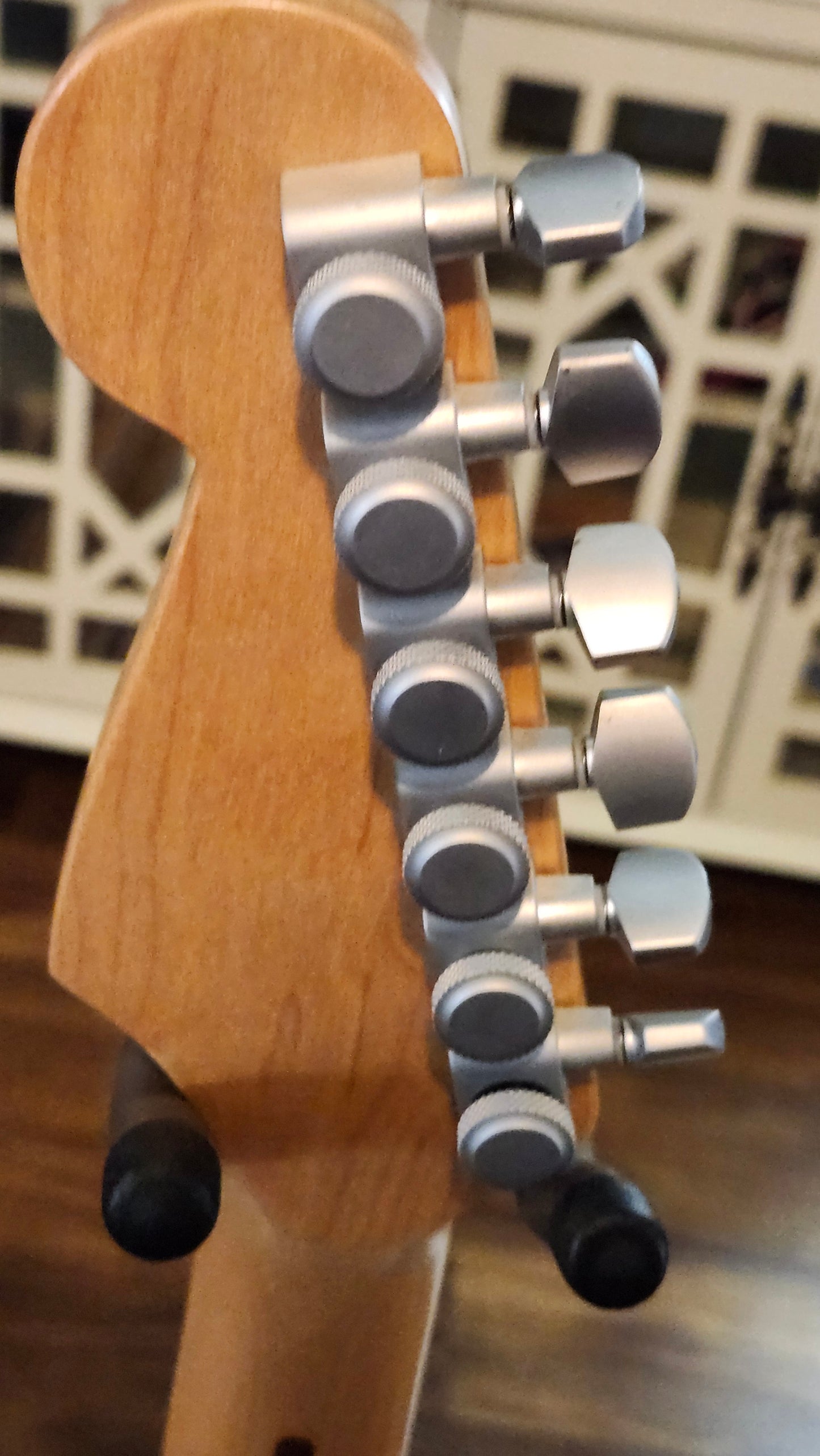 Fender Standard Stratocaster