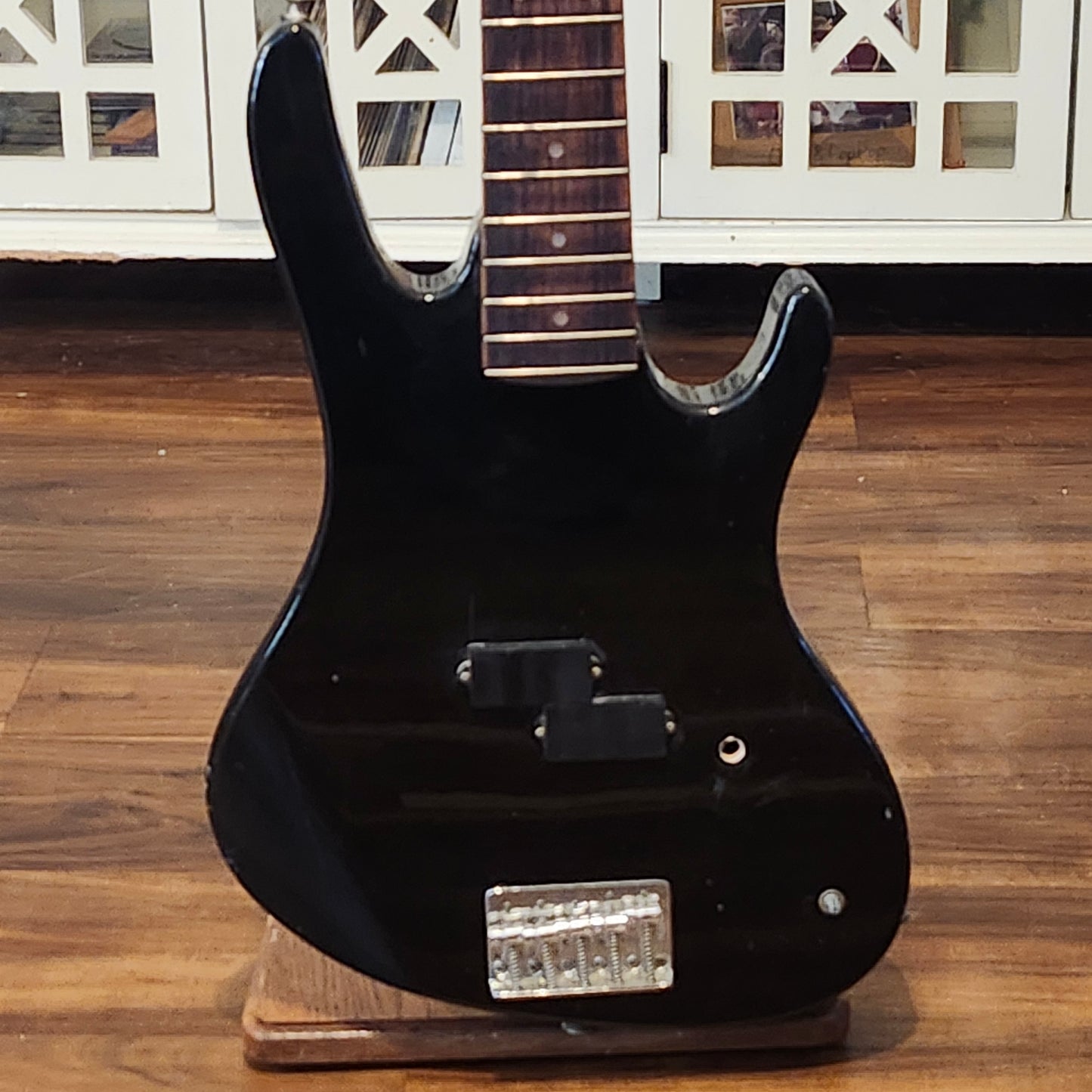 Washburn Bantam Series X105B 5 string