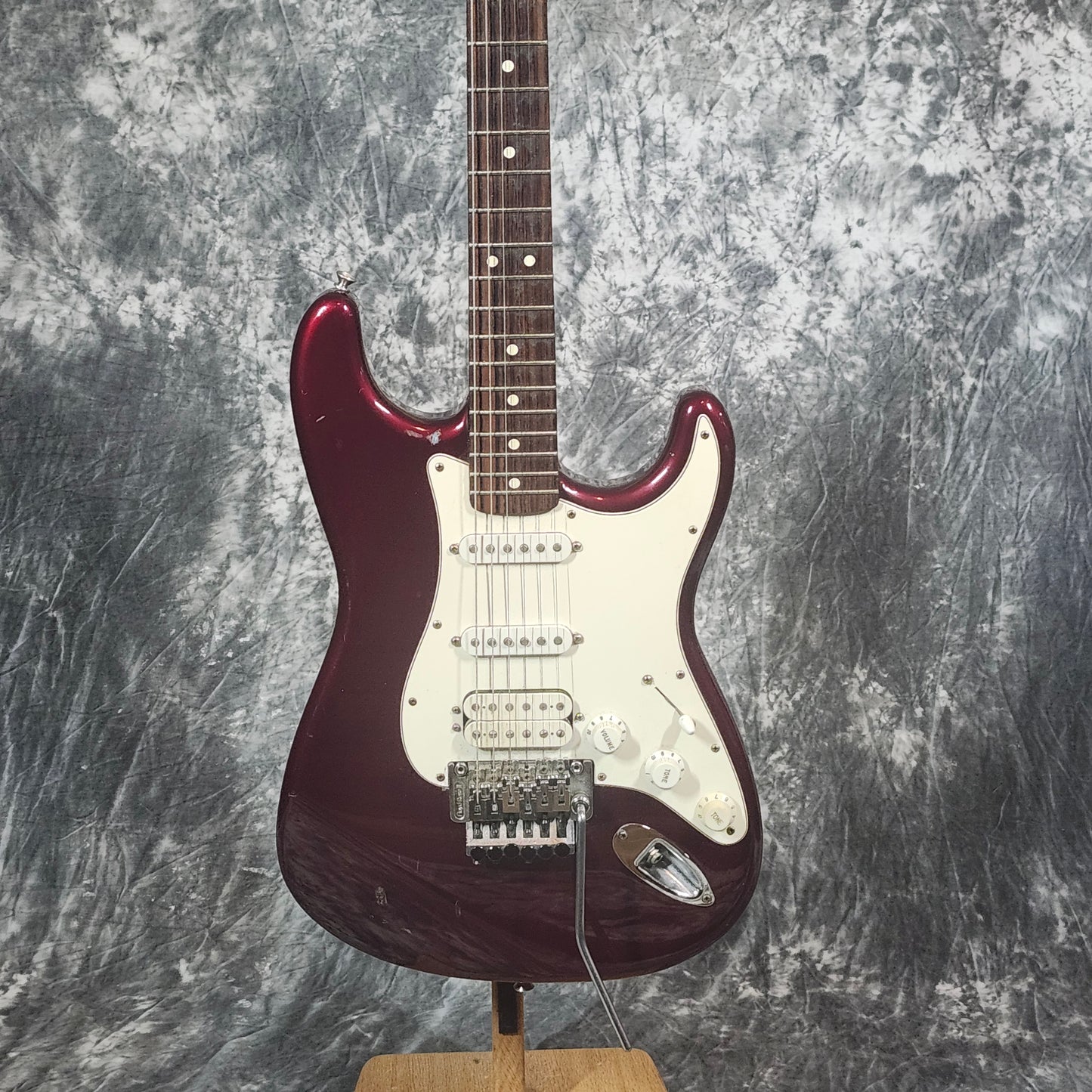 Fender Standard Strat HSS (MIM 1998)