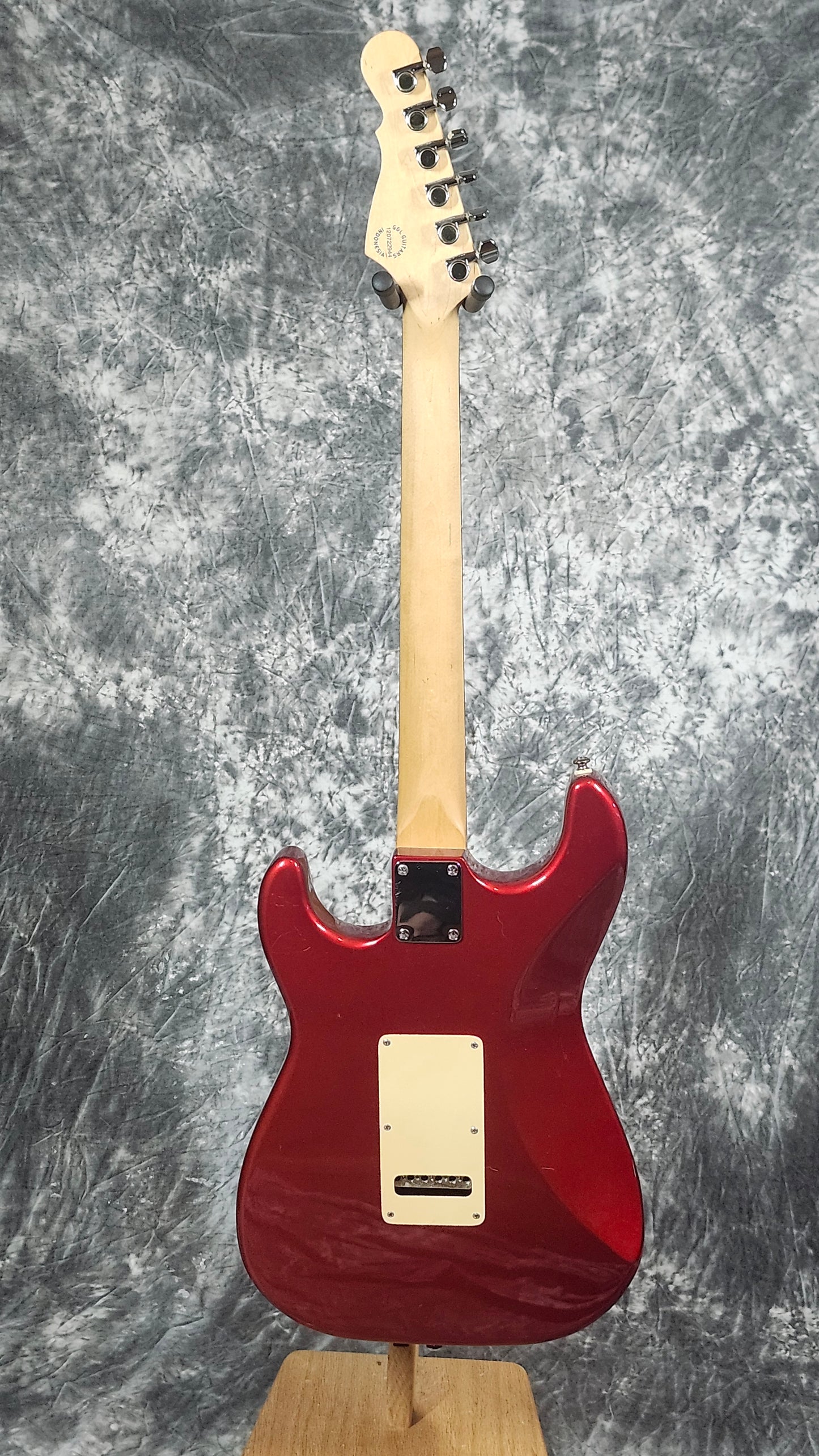 G&L Tribute Series Legacy w/Matching Headstock