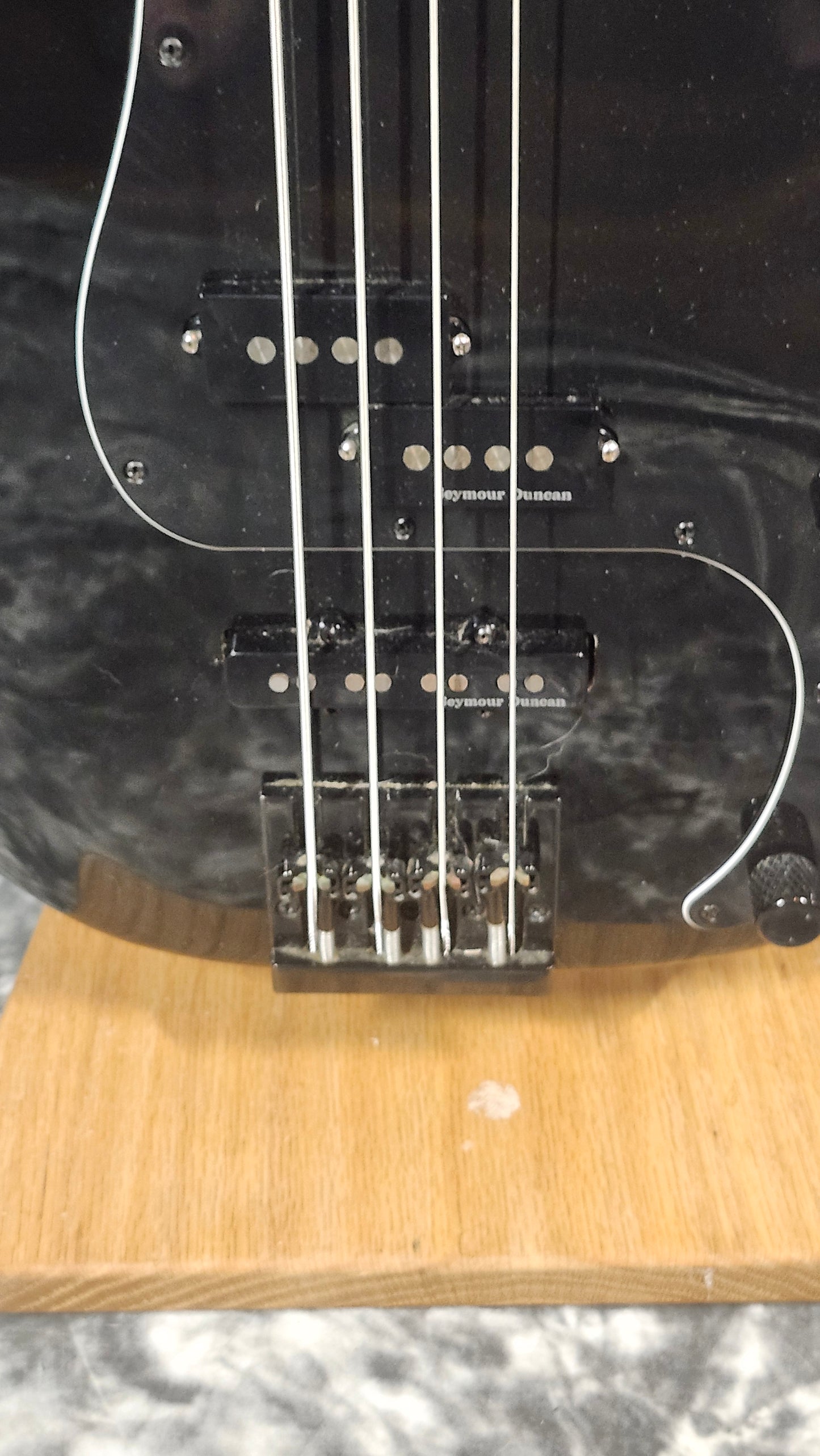 Fender Duff McKagan Signature w/HSC