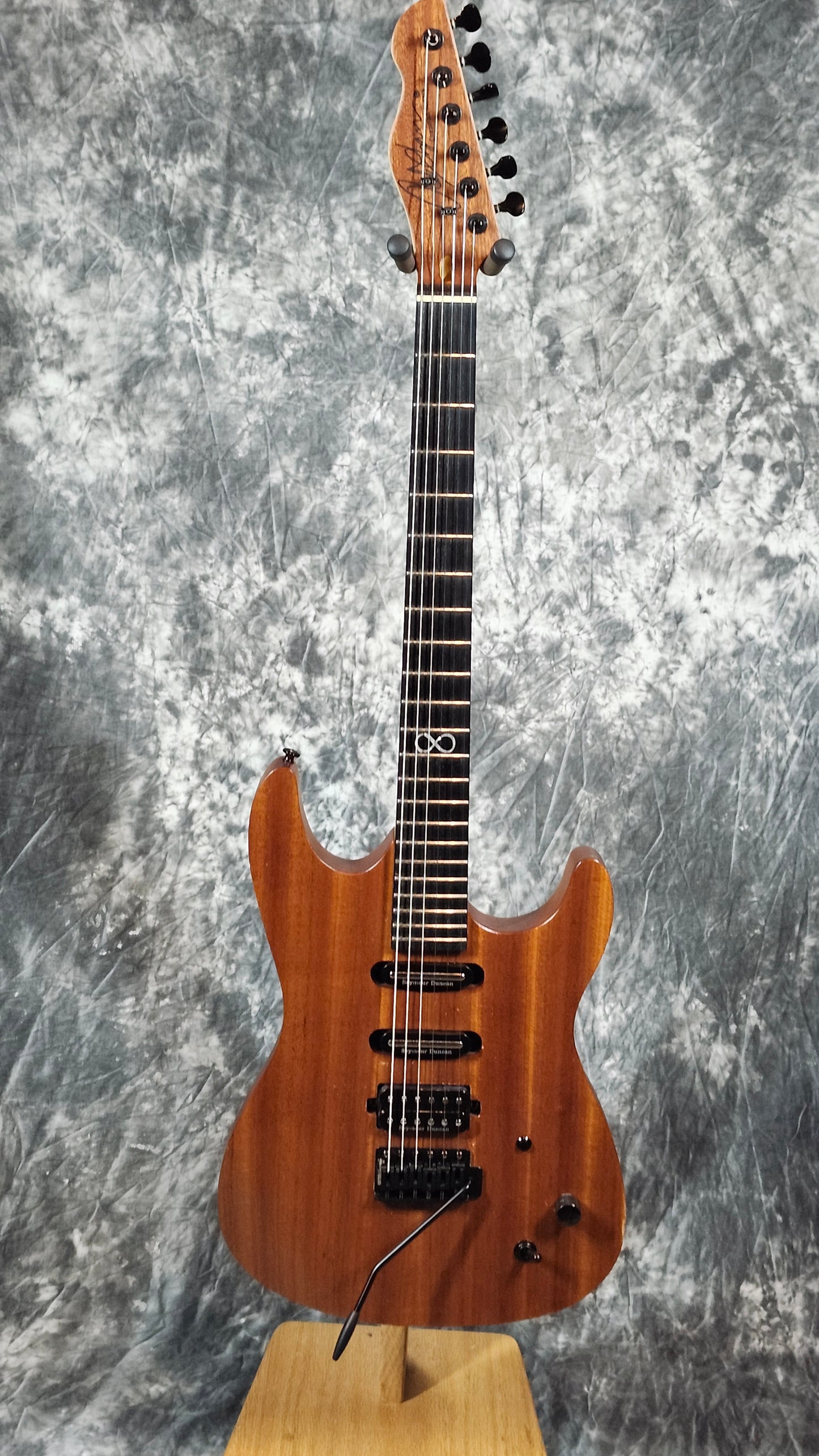 Chapman ML-1 Traditional Walnut